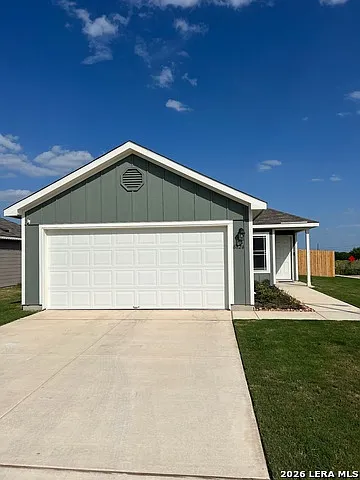 3 bed, 2.0 bath, 1248 sqft, $1,700 — Photo 2