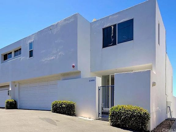 Corner upstairs unit