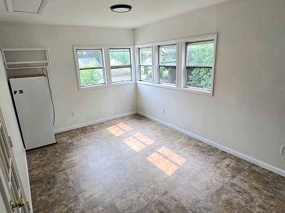 5th image of 3421 Lexington Ave Floor 2
