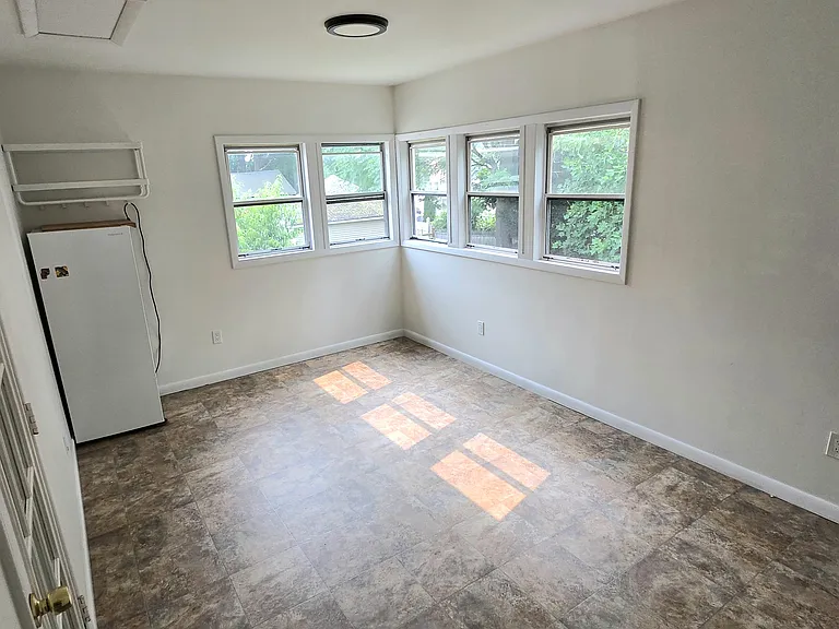 3421 Lexington Ave #2 — Photo 5
