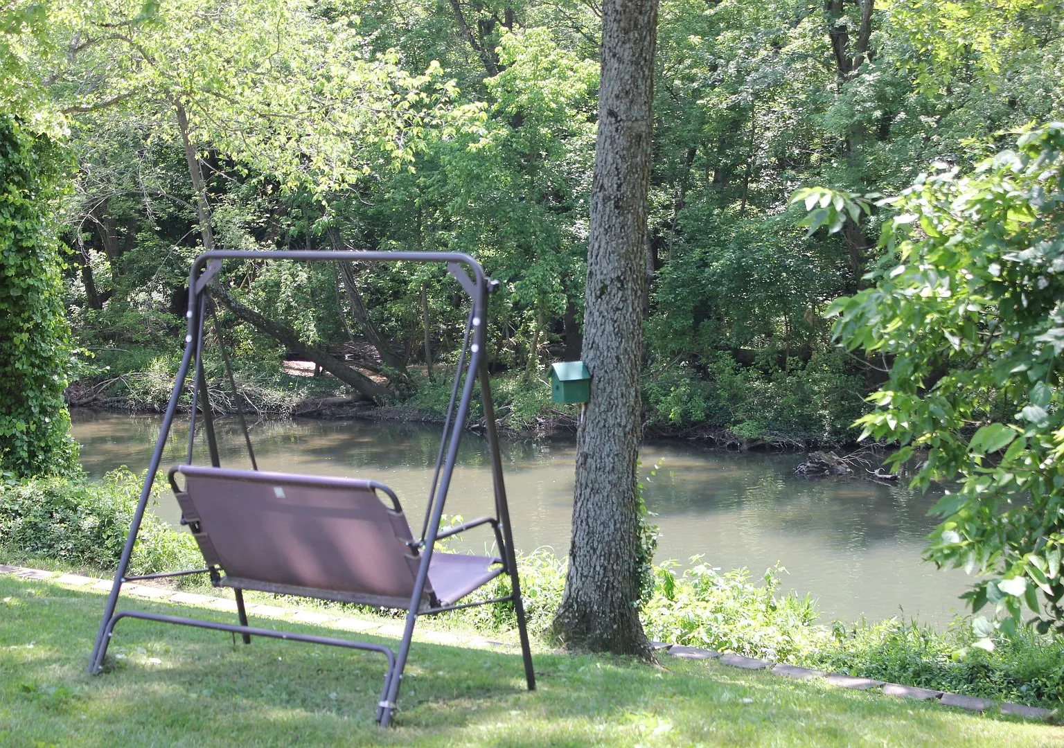 river — Photo 2