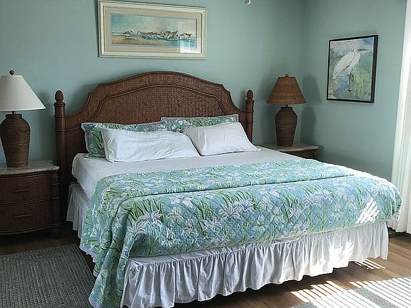 3rd image of 5200 Ocean Beach Blvd #22B