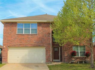 5044 Wild Oats Dr, Fort Worth, TX 76179