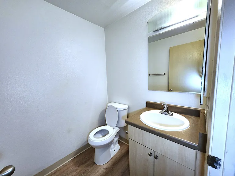 45 NE Torval Canyon Rd #6 — Photo 9