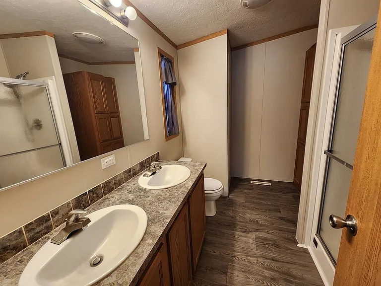 Belle Villa Lake — Photo 45