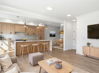 4270 S Norford Ave NW #108, Calgary, AB T3B 6H3