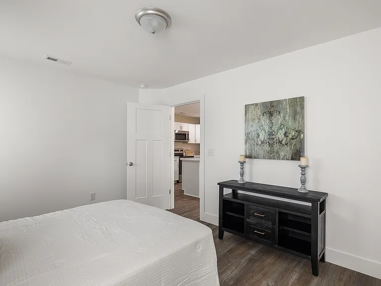 1028 Venice Blvd #B — Photo 21