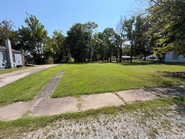 406 Filmore St, Metropolis, IL 62960