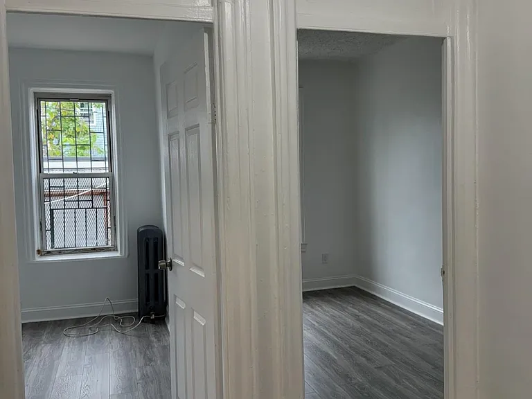 742 Sheffield Ave #1 — Photo 7