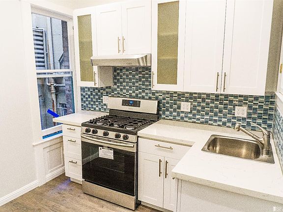 4th image of 334 Hyde St