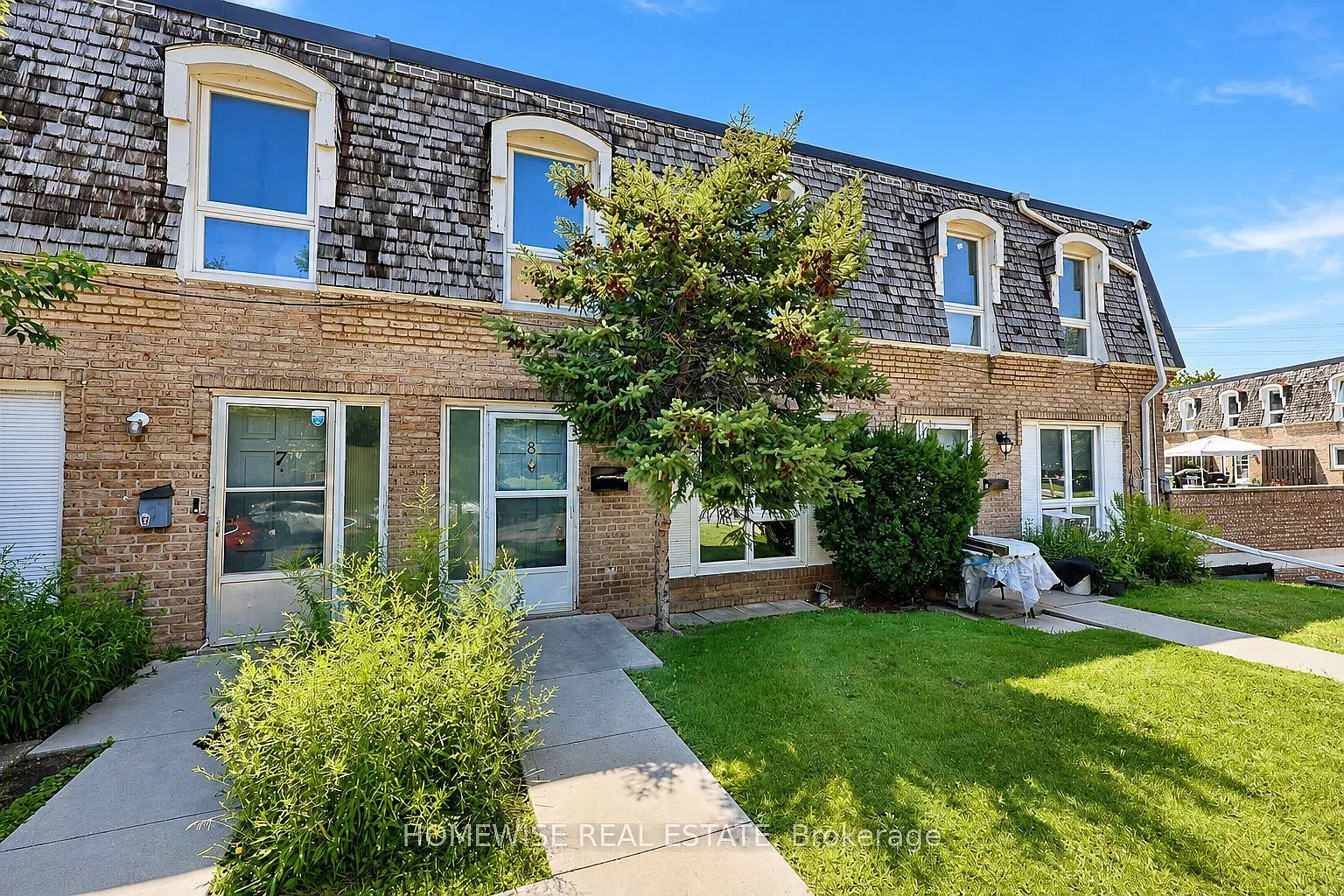 3 bed, $3,329 — Photo 1