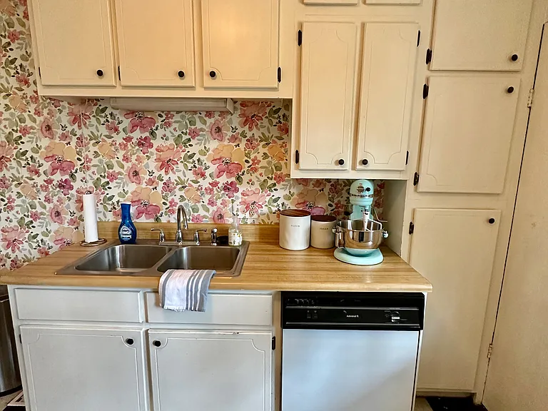 155 S Ross St #155 — Photo 13