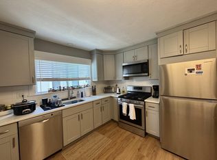 942 Broadway #1, Somerville, MA 02144
