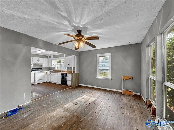 5th image of 554 Miller Rd