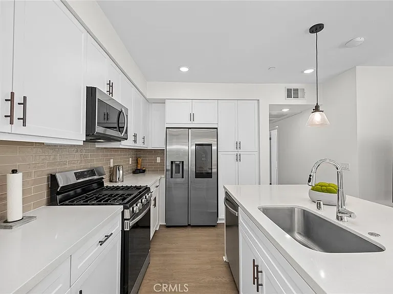 11026 Momentum Dr — Photo 8