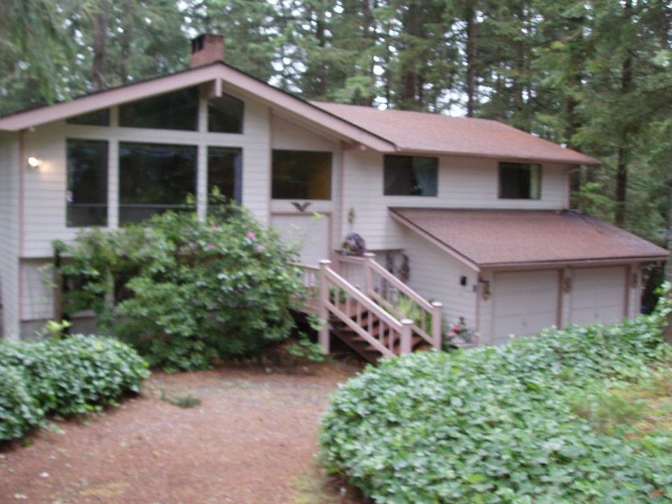 1st image of 8776 Deeridge Pl SE