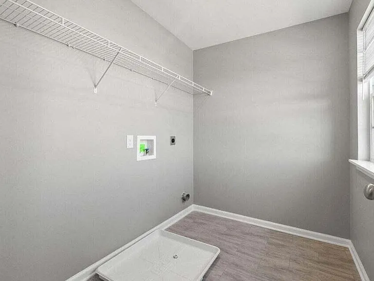 8109 Driftwood Loop — Photo 15