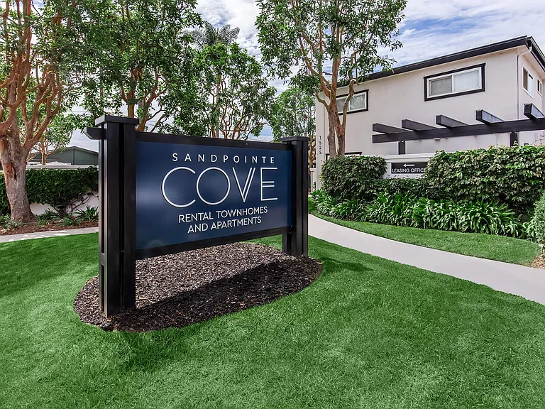 Sandpointe Cove Apartment Homes — Photo 24