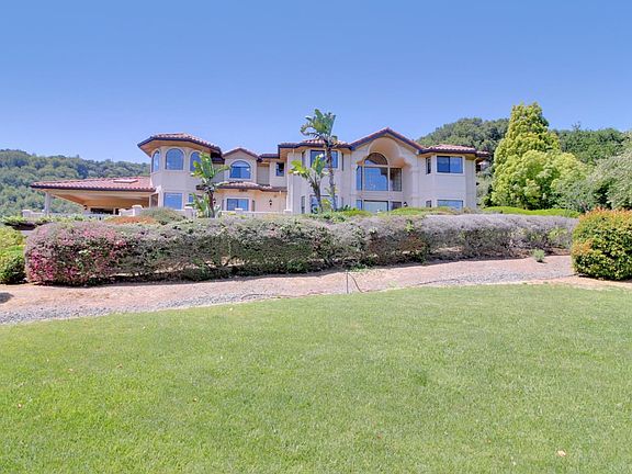 3rd image of 13215 Peacock Ct