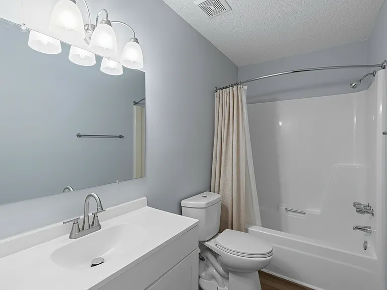 Clinton Place Apartments — Photo 8