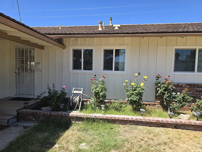 9351 Maureen Dr — Photo 4