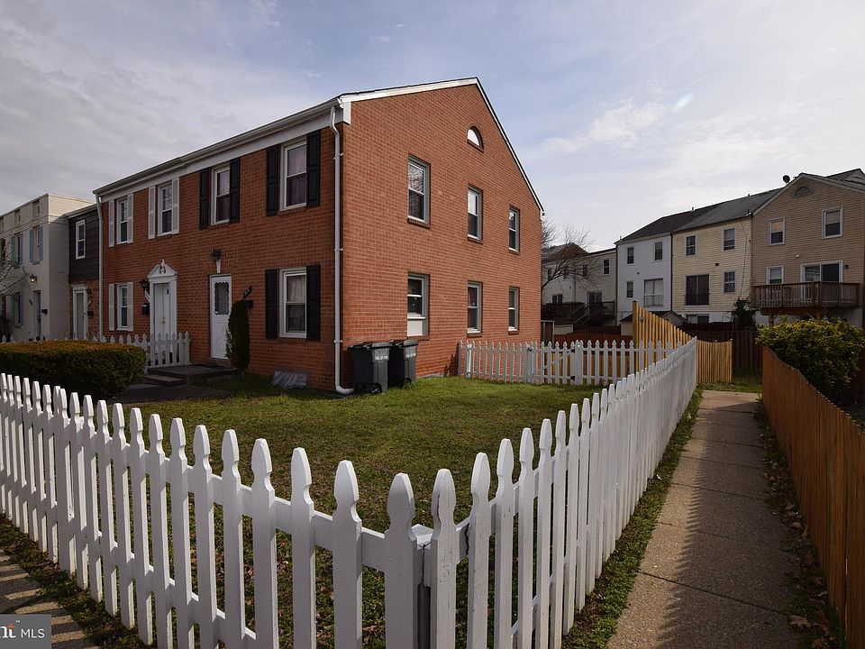 1st image of 2915 Williamsburg Ct