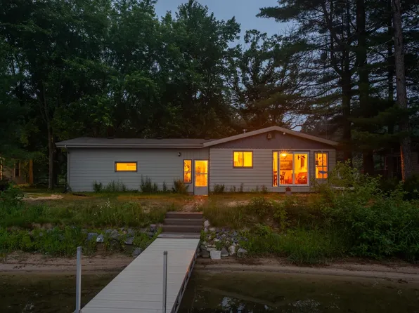 W8440 Mielke Way Rd, Wautoma, WI 54982