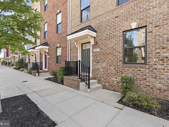 2nd image of 1007 Rutland Ave
