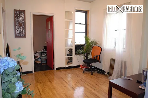 Rented by Citi Habitats | media 8