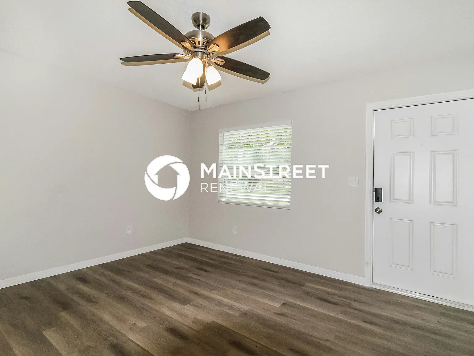1547 Gayle Ridge Dr — Photo 3