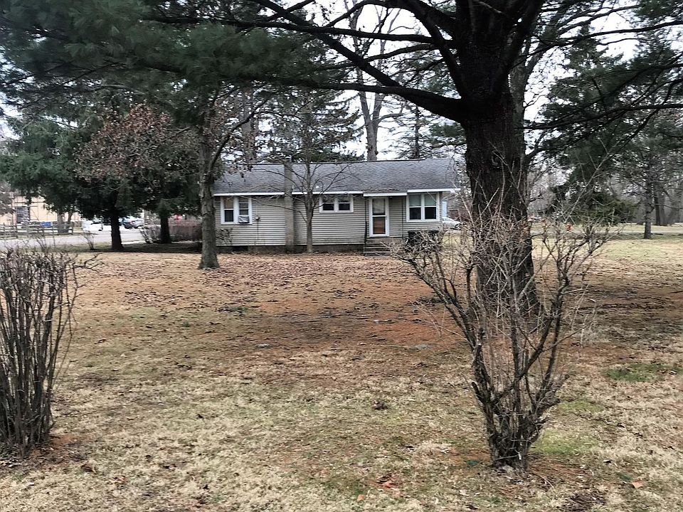 1st image of W3743 Club House Dr