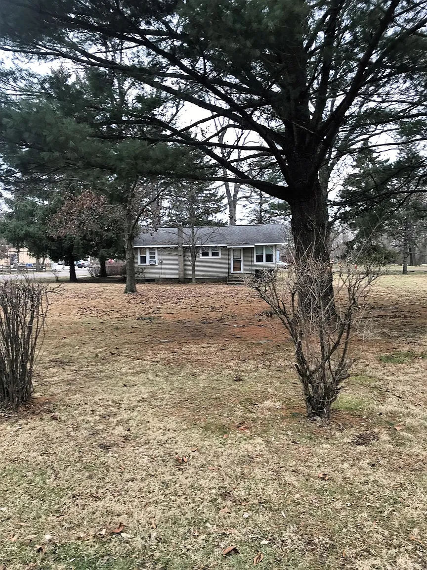 W3743 Club House Dr photo 1