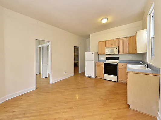 Rented by Cooper & Cooper Real Estate | media 11