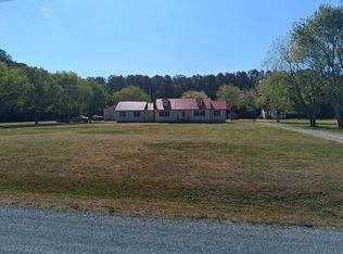 18500 Hart Dr, Parksley, VA 23421