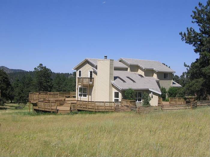 Outside property/deck