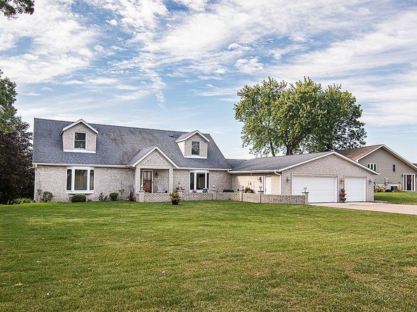 6 Lake View Dr