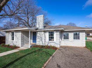 812 Sanders St, Bowie, TX 76230