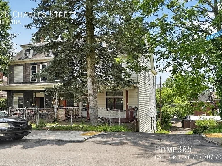 128 Charles St — Photo 15