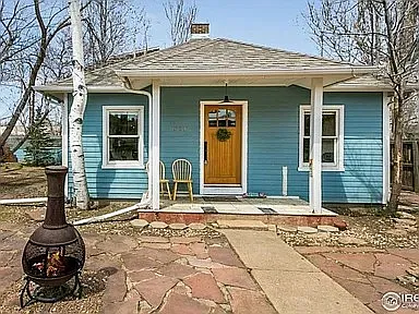 3 bed, $4,800 — Photo 1