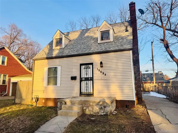 19694 Gallagher St, Detroit, MI 48234