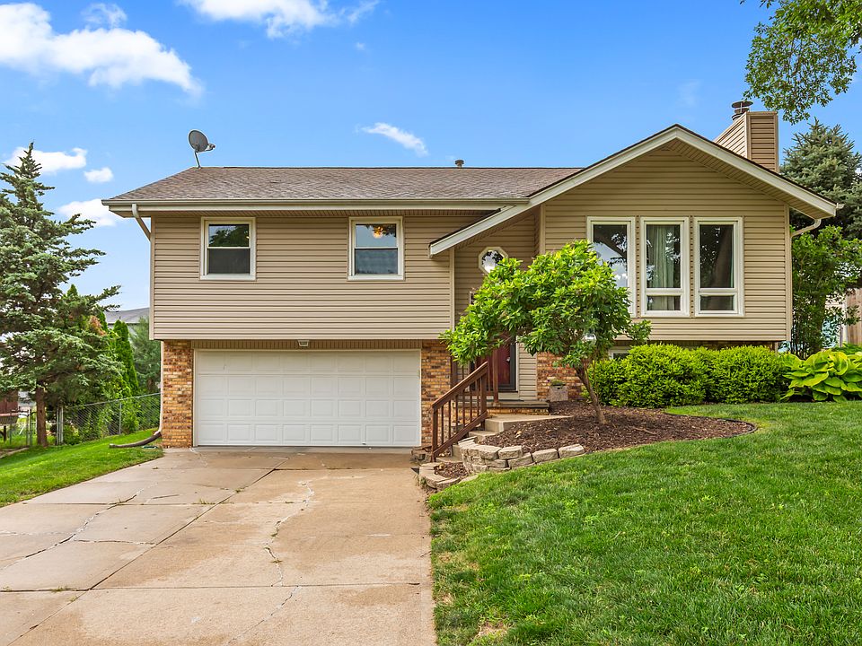 1st image of 1919 Morrie Dr