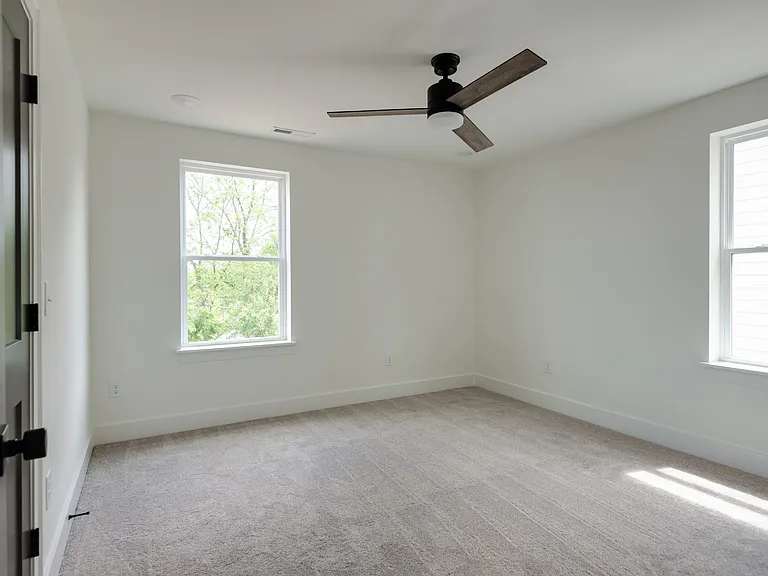3802 Syfert Ln — Photo 24