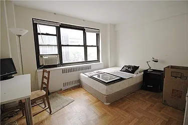 Rented by Metropolitan Res. Partners