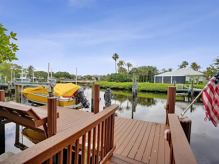 18669 SE Palm Island Ln — Photo 48