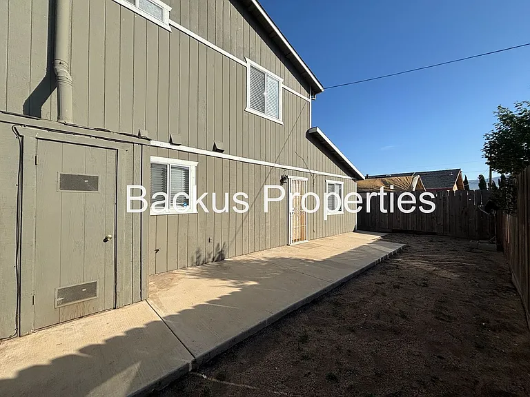 1825 Palm Ave #A — Photo 19