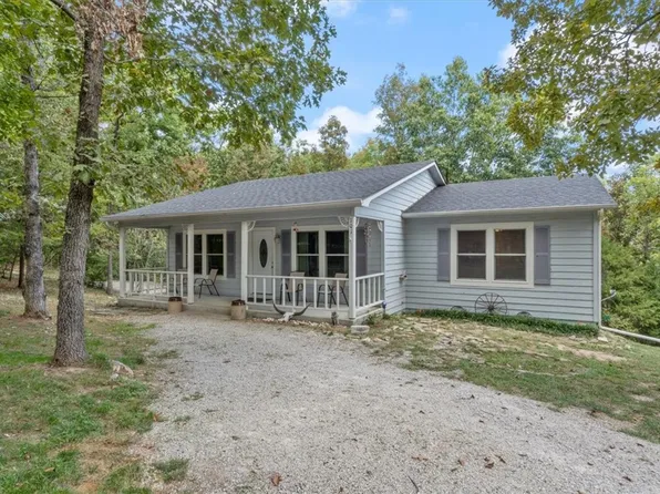 101 Dawson St, Eureka Springs, AR 72632