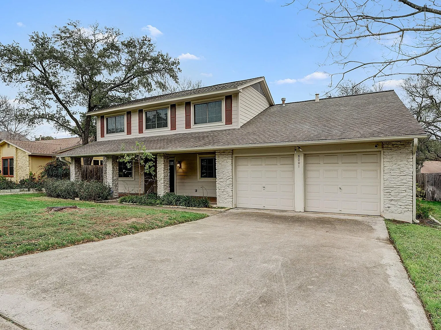 4 bed, 2.0 bath, 2223 sqft, $2,600 — Photo 3