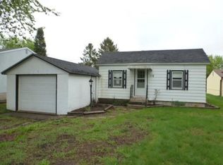 118 Elm St N, Lester Prairie, MN 55354