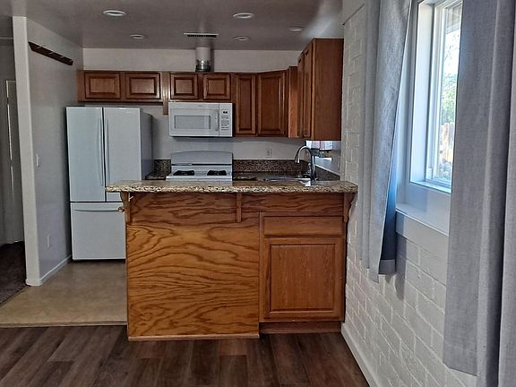 4th image of 11755 Eucalyptus Hills Dr