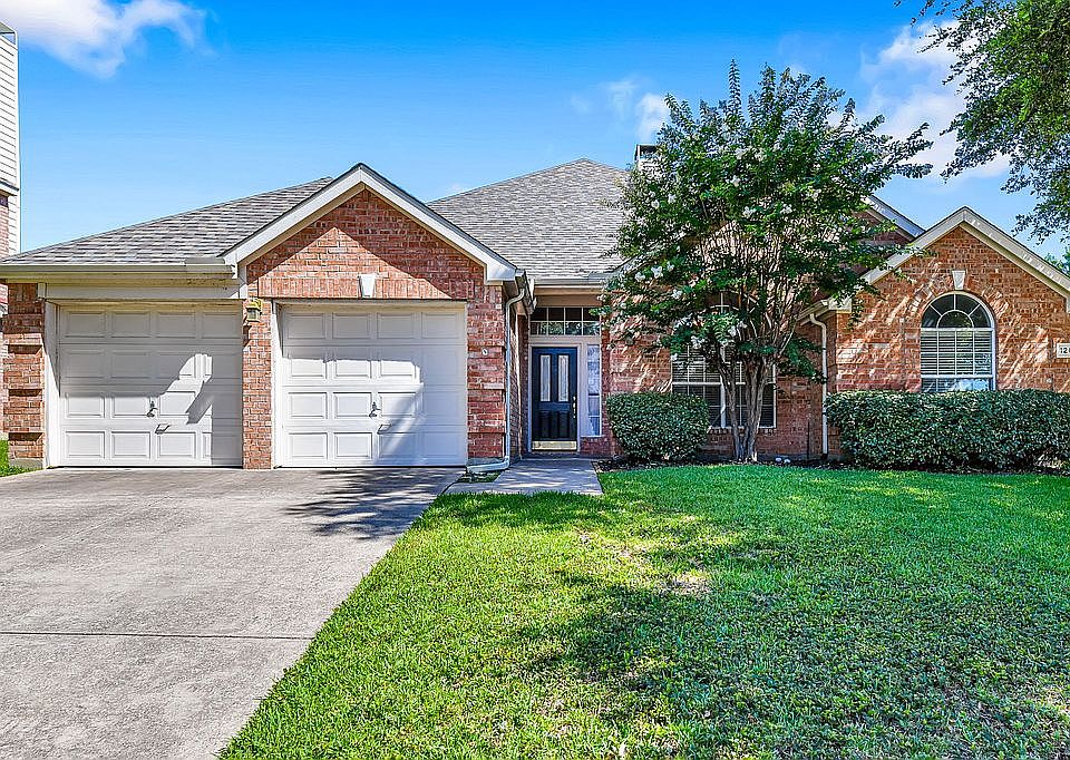 1st image of 1200 Blairwood Dr